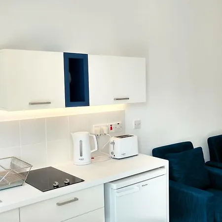 Olosuites Limassol Exterior photo