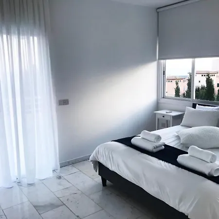 Olosuites Limassol Exterior photo